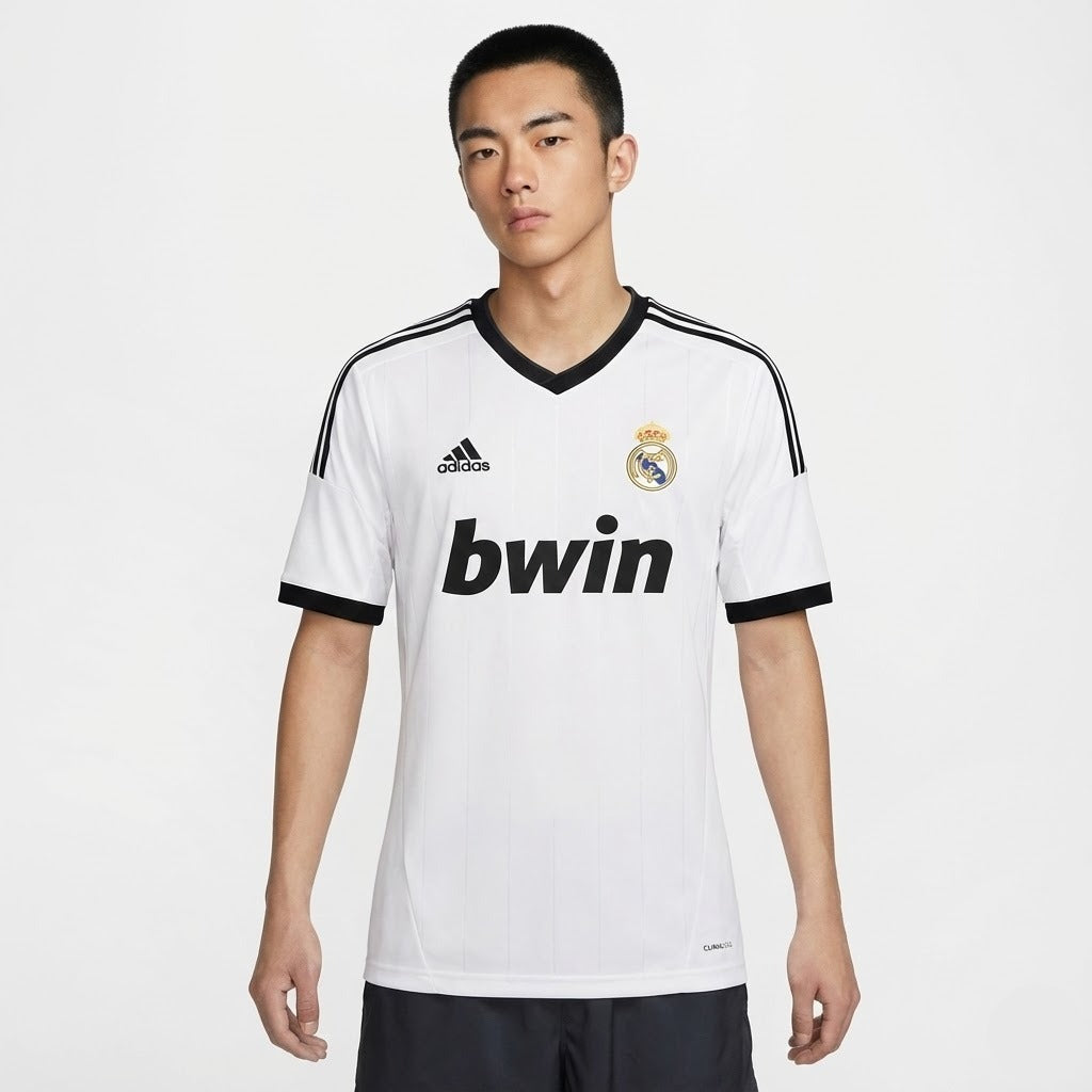 Camisa Retrô Real Madrid 2012/13 I